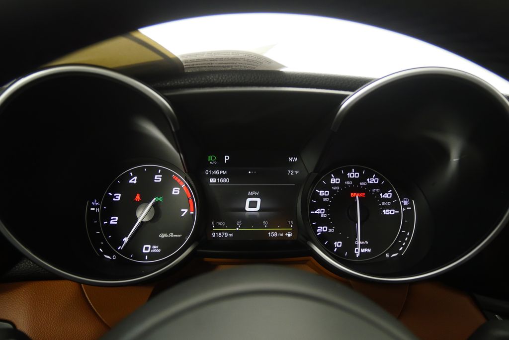 Thumbnail: 2019 Alfa Romeo Giulia - 20