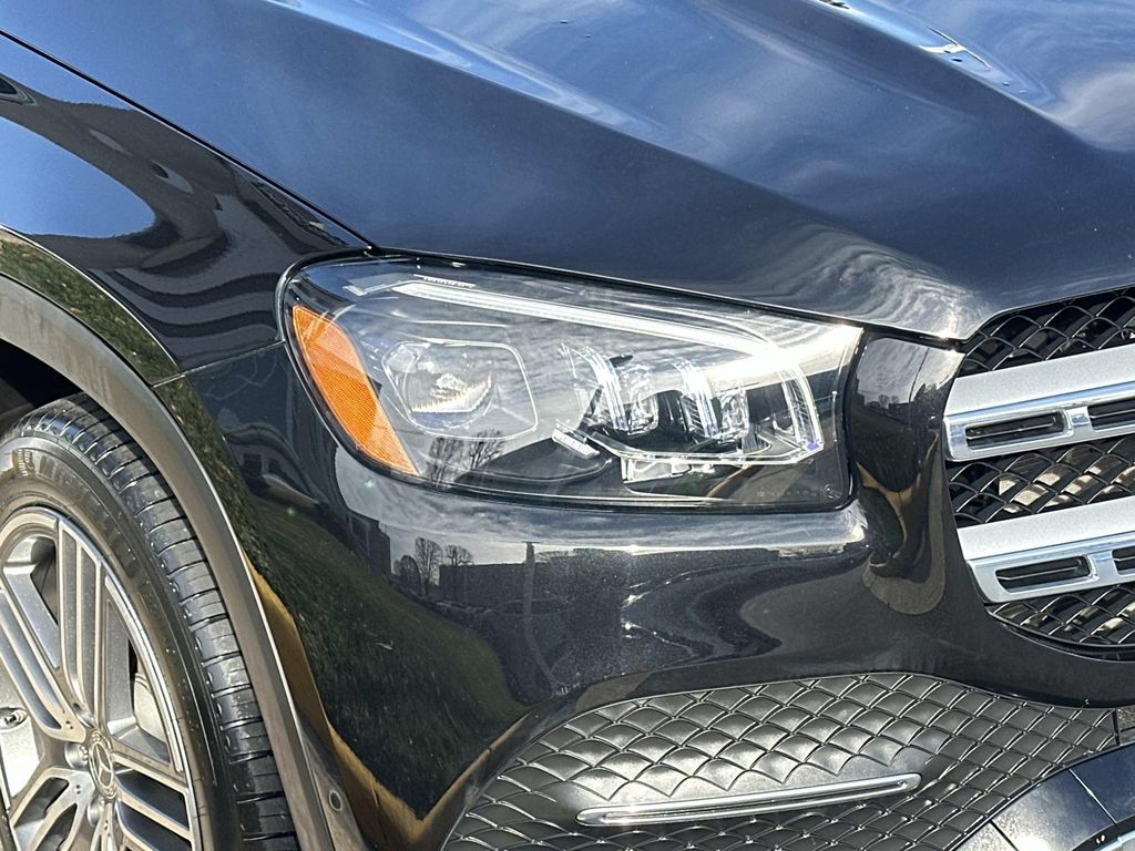 Thumbnail: 2023 Mercedes-Benz GLS - 4