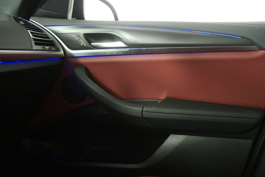 Thumbnail: 2022 BMW X4 - 30