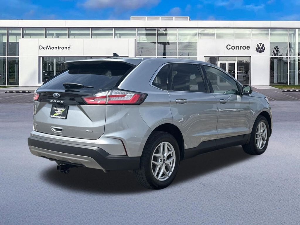 2022 Ford Edge SEL - 4