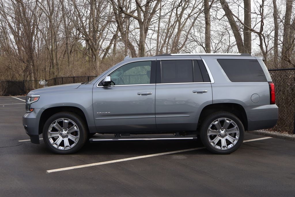Thumbnail: 2019 Chevrolet Tahoe - 4