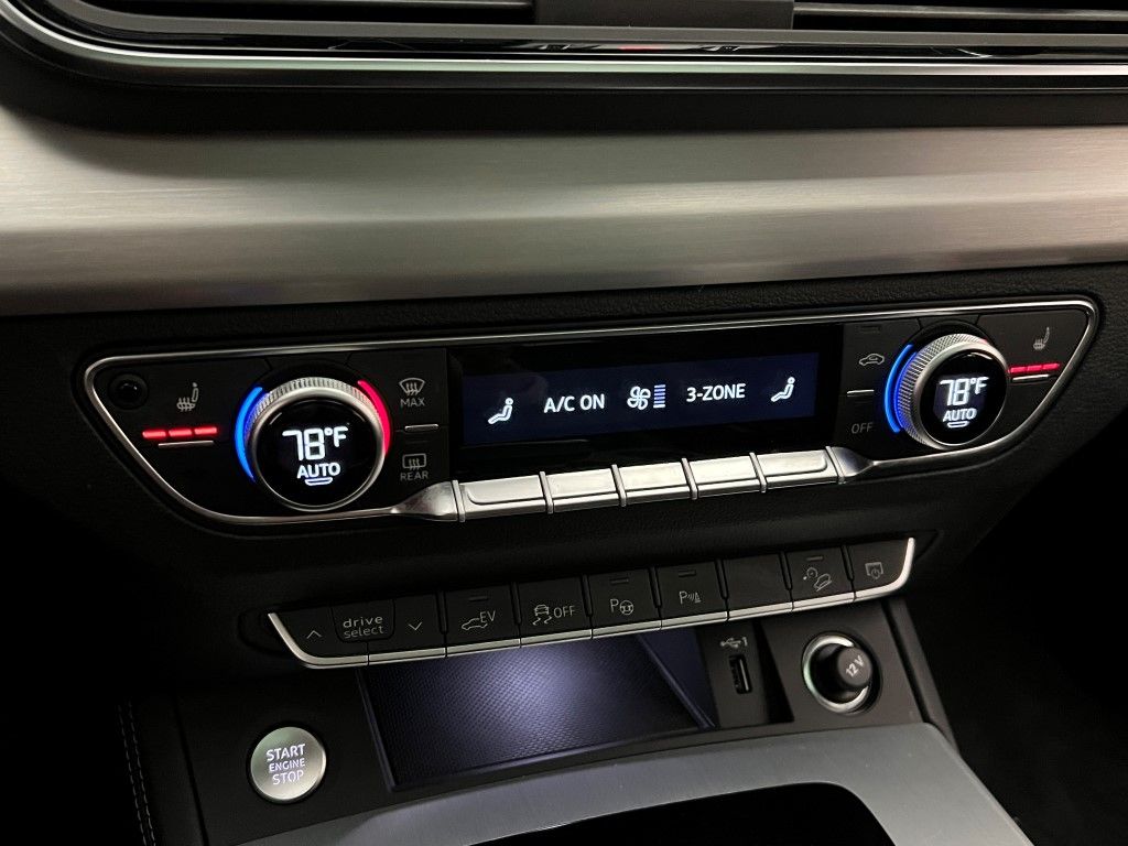 Thumbnail: 2023 Audi Q5 - 32