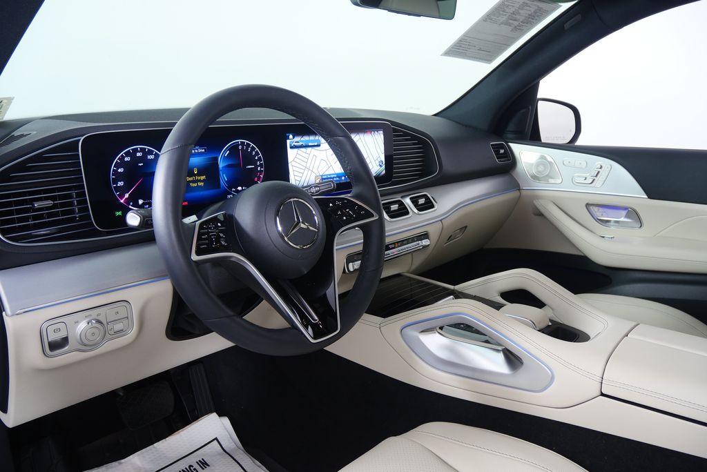 Thumbnail: 2025 Mercedes-Benz GLE - 12