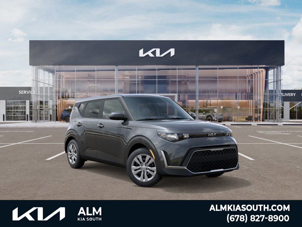 2025 Kia Soul LX photo 4