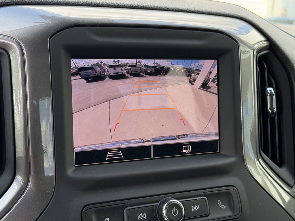 new 2025 GMC Sierra 1500 car, priced at $40,097