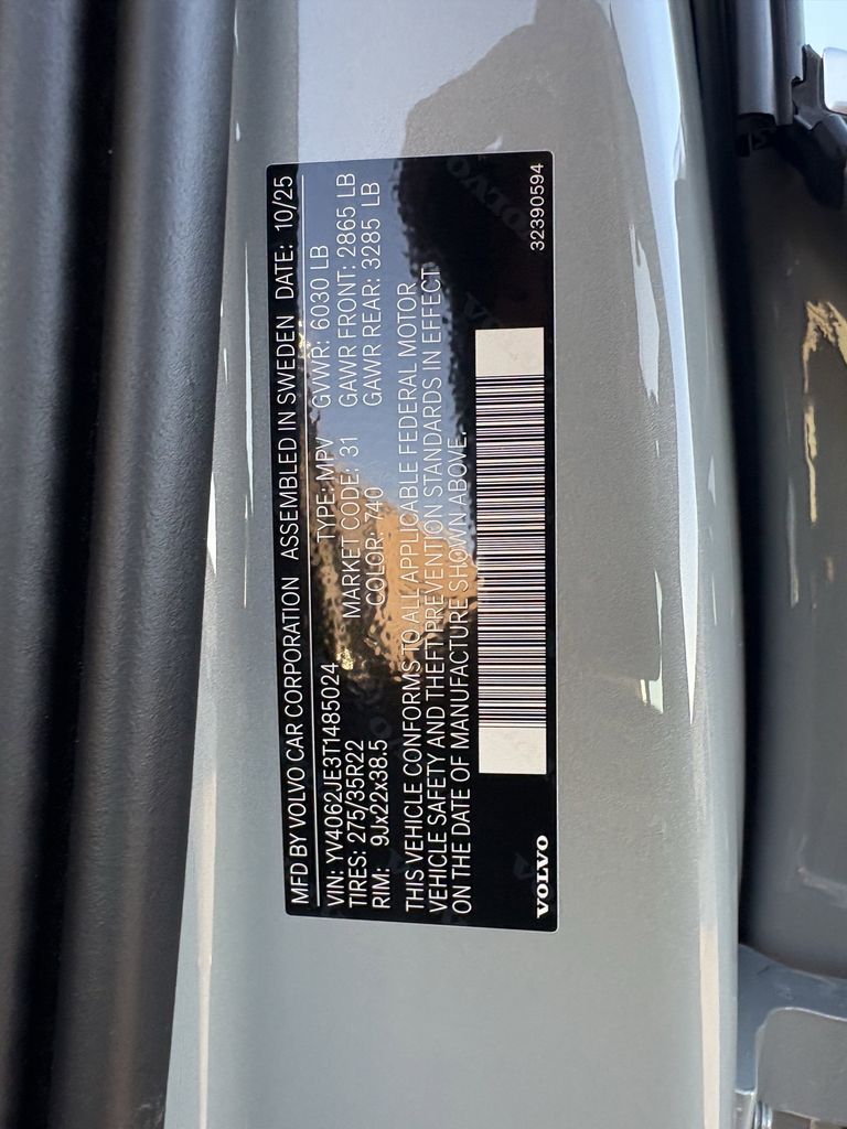 New 2026 Gray Volvo B6 Plus 6-Seater image 29