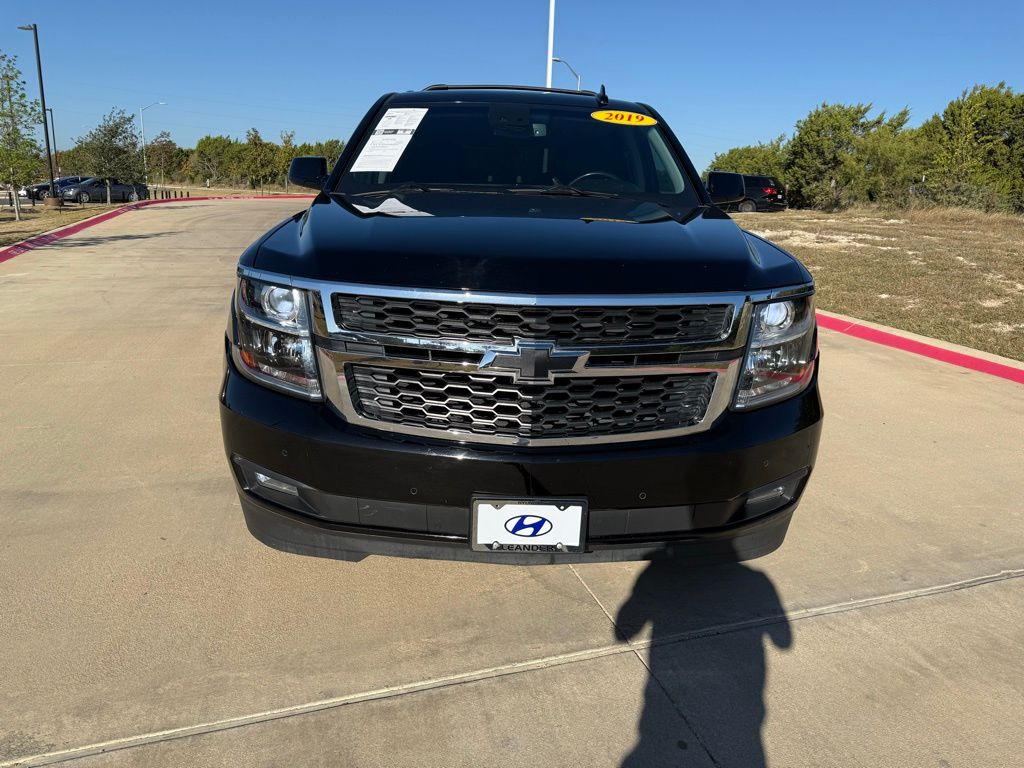 Thumbnail: 2019 Chevrolet Tahoe - 2