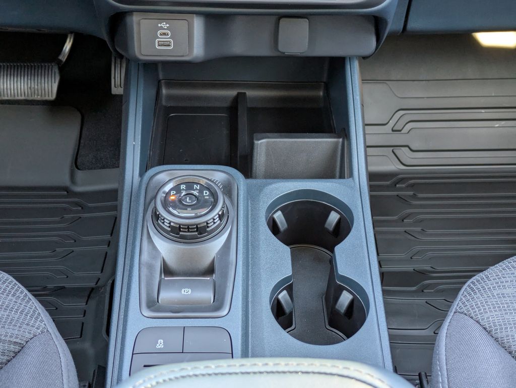 2025 Ford Maverick XL