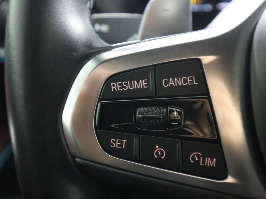 Thumbnail: 2023 BMW 3 Series - 11