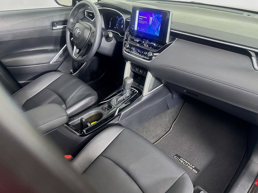 Used Car 2024 Toyota Corolla Cross  Xle For Sale Under $30,000 In Austin, Texas
