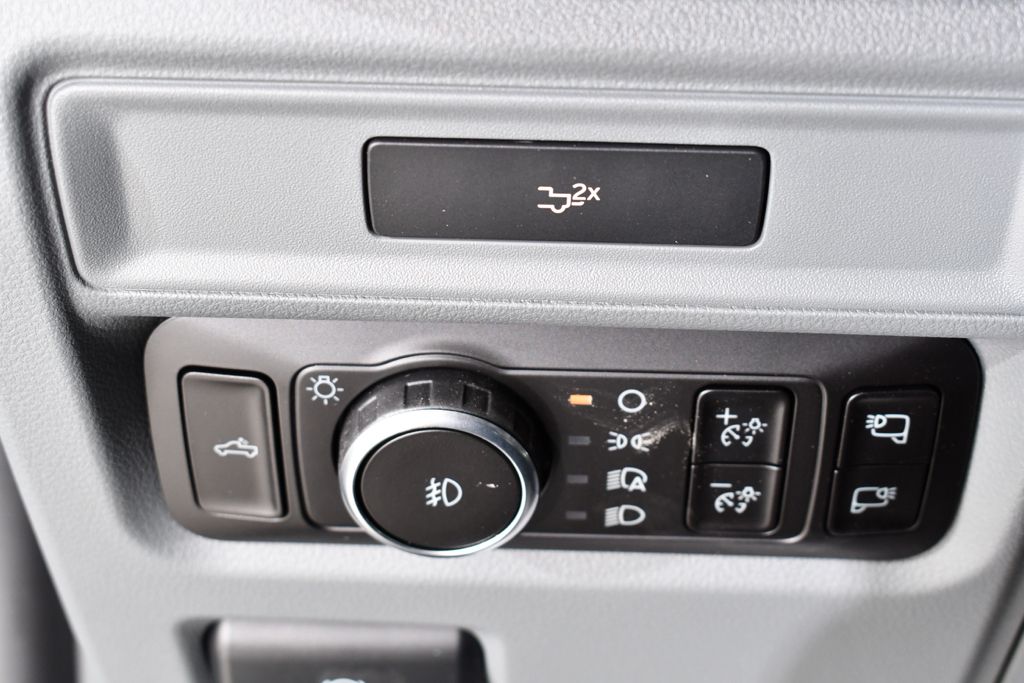 New 2026 Silver Ford XLT image 31