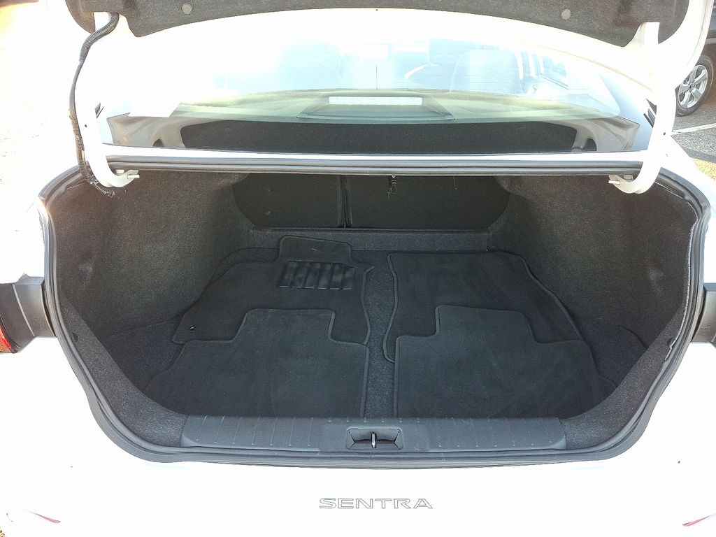 Thumbnail: 2024 Nissan Sentra - 29