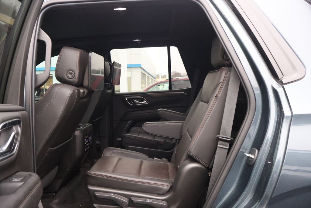 Thumbnail: 2021 Chevrolet Tahoe - 32