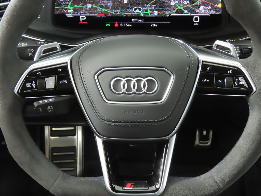 Thumbnail: 2025 Audi RS 6 - 13