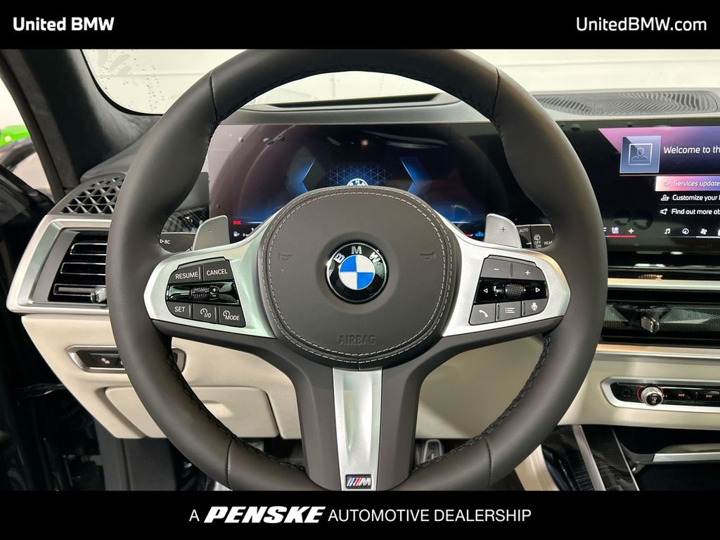 2025 BMW X7 xDrive40i 14
