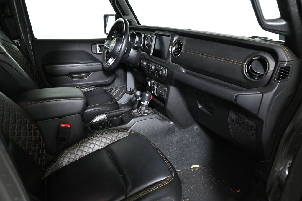 Thumbnail: 2022 Jeep Wrangler - 27