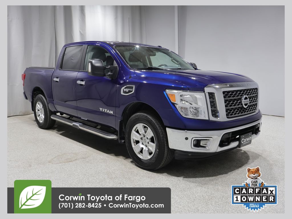 2017 Nissan Titan SV Crew Cab 4WD