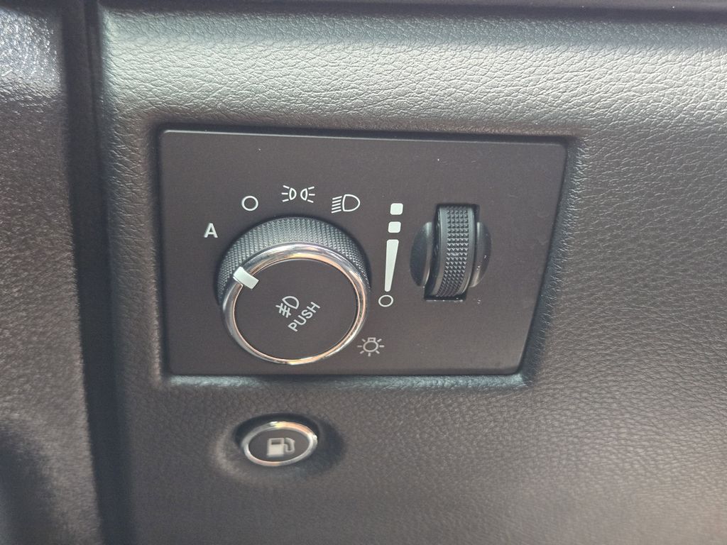 2019 Jeep Grand Cherokee Altitude White at Autostrade