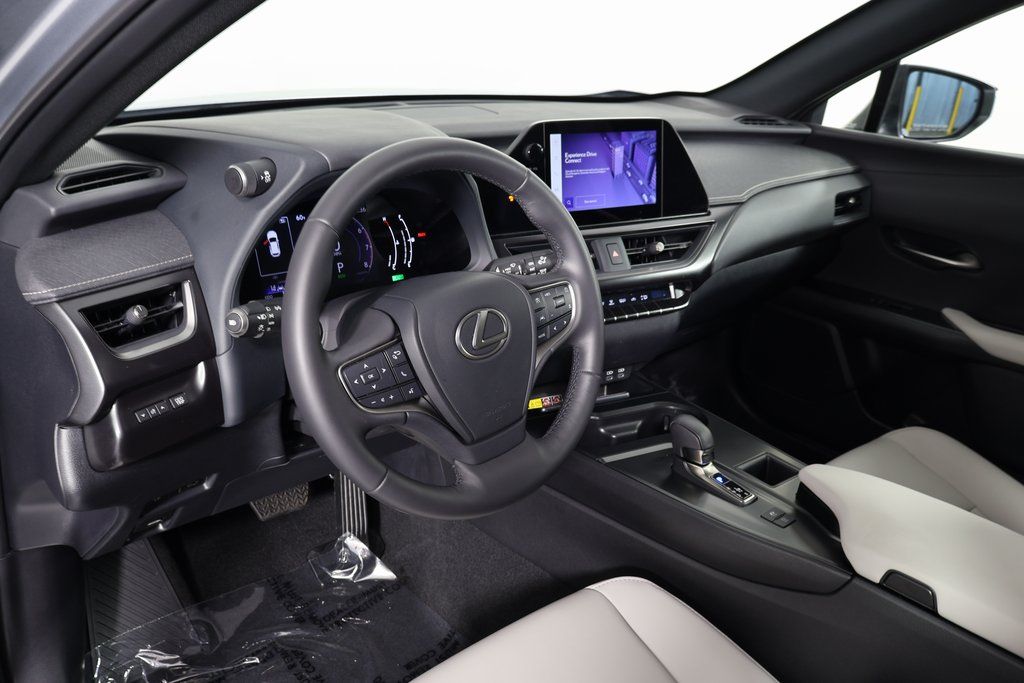Thumbnail: 2025 Lexus UX - 7