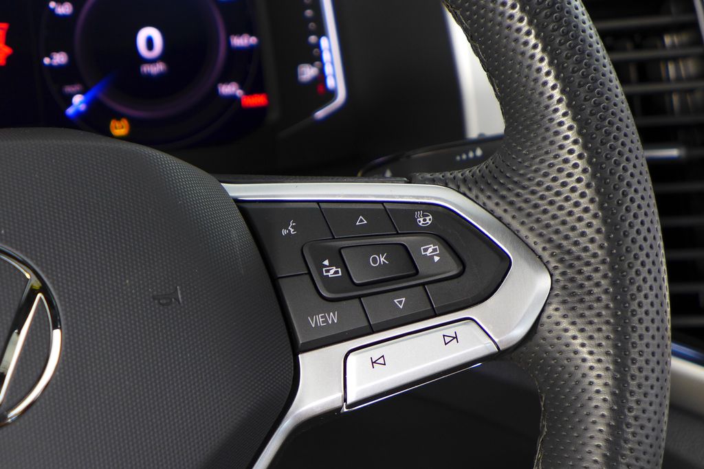 Thumbnail: 2023 Volkswagen Atlas - 29