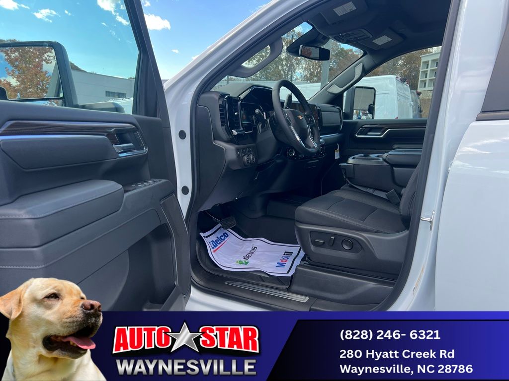 new 2025 Chevrolet Silverado 2500HD car, priced at $58,421