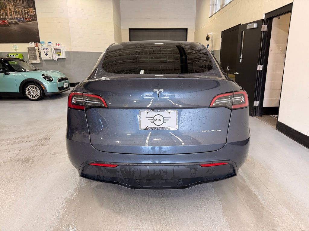 2023 Tesla Model Y Long Range 4
