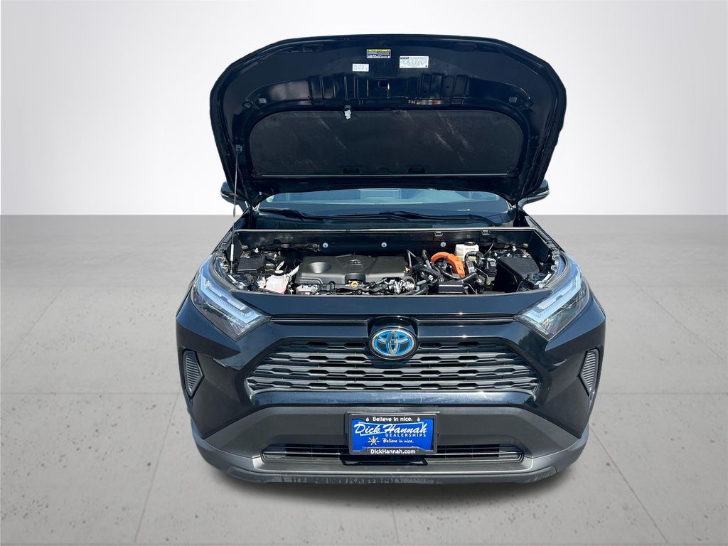 2023 Toyota RAV4 Hybrid XLE