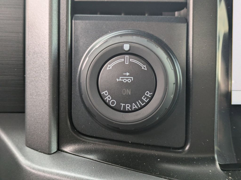 2025 Ford F-150 Black Widow