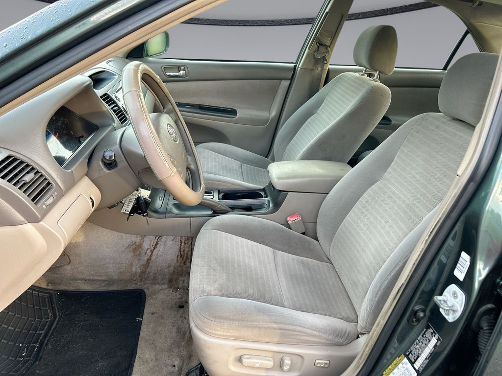 Thumbnail: 2005 Toyota Camry - 11