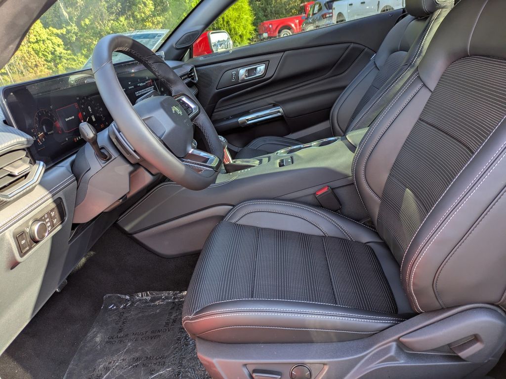 2025 Ford Mustang GT Premium Fastback