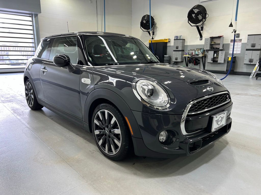 2017 MINI Cooper Base 7