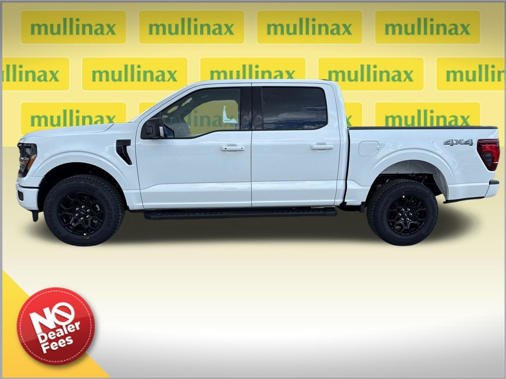 New 2026 White Ford XLT image 2