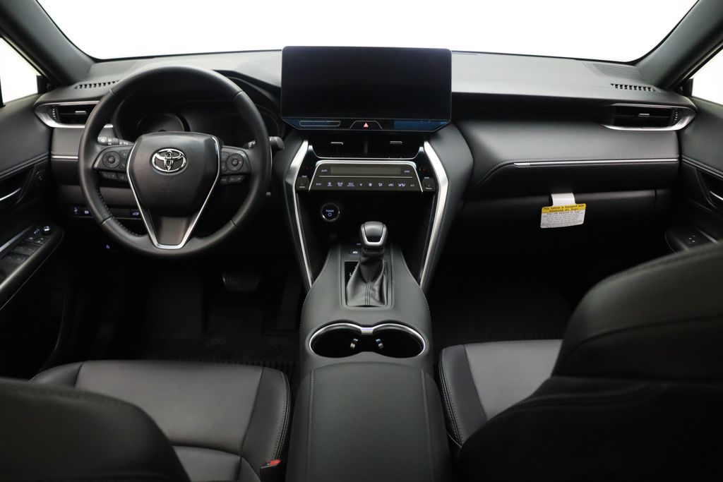 2024 Toyota Venza Nightshade Edition 24