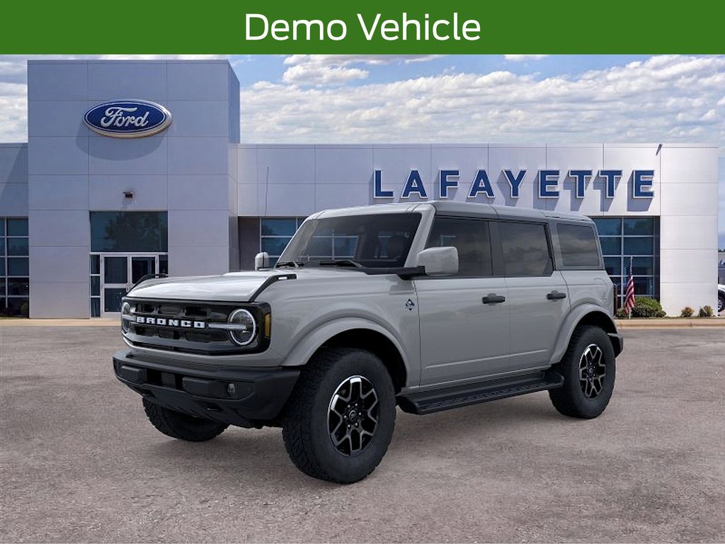 2026 Ford Bronco Outer Banks