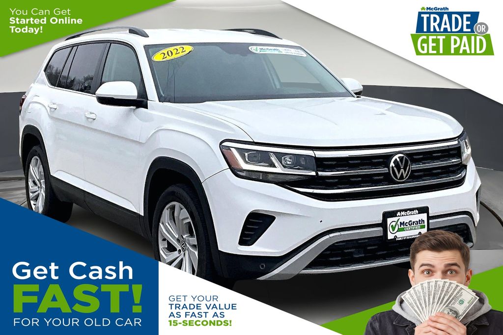 Pure White 2022 Volkswagen Atlas SUV / Crossover All-Wheel Drive 8-Speed Automatic