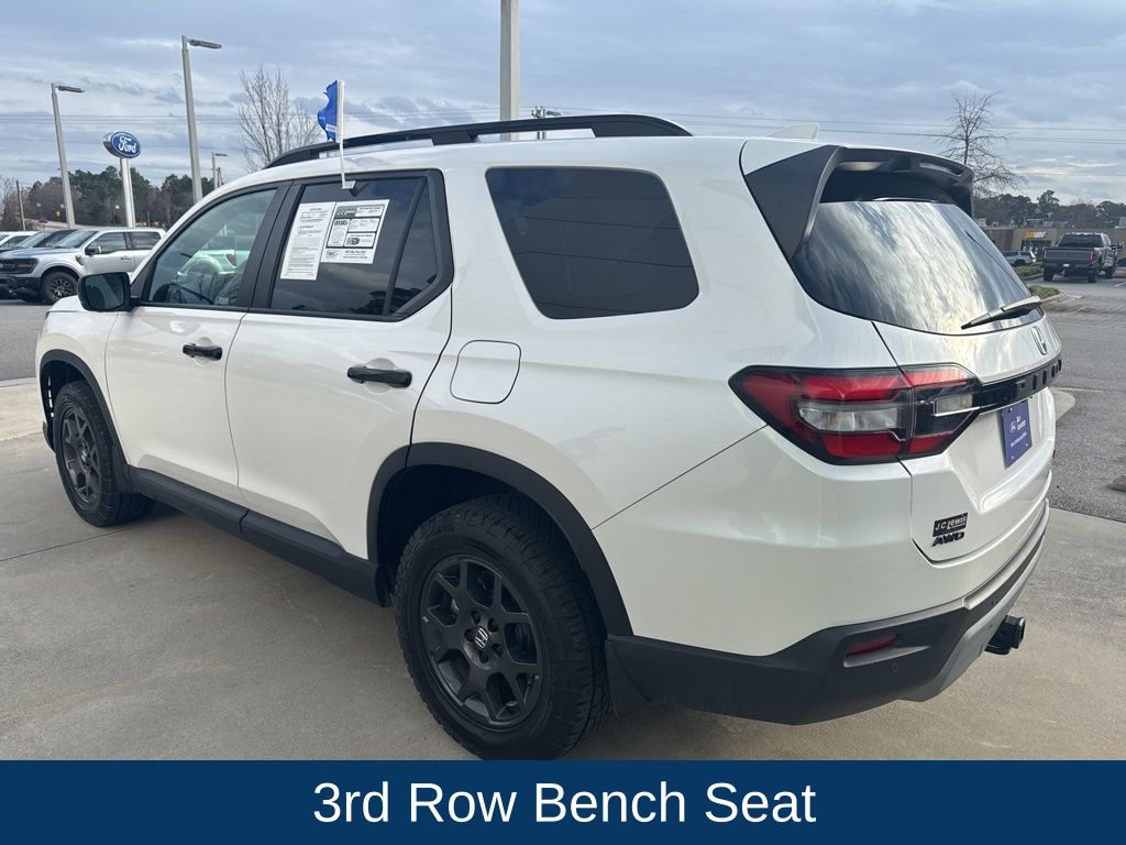 2023 Honda Pilot AWD TrailSport