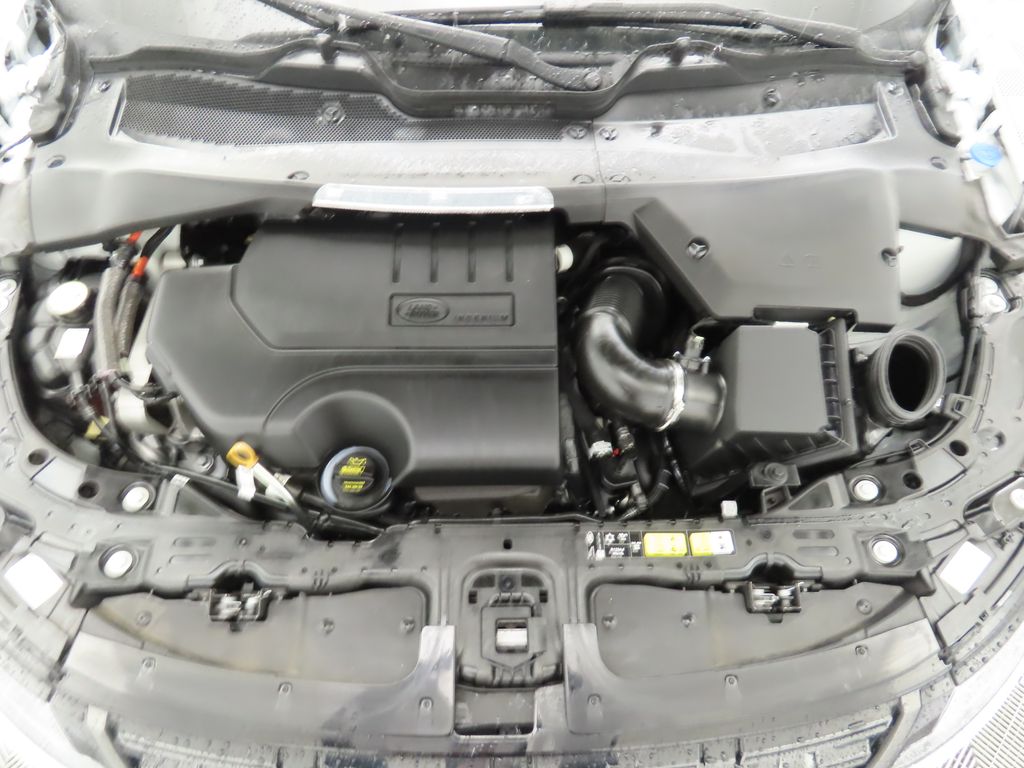 Thumbnail: 2024 Land Rover Range Rover Evoque - 28