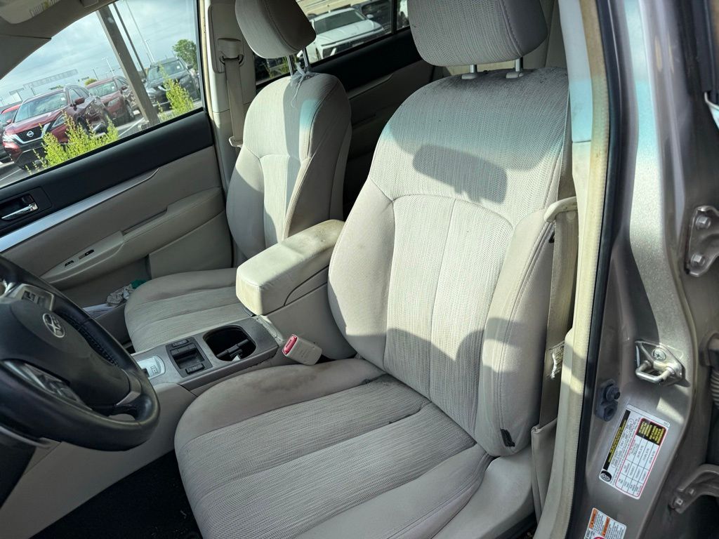 Thumbnail: 2014 Subaru Outback - 8