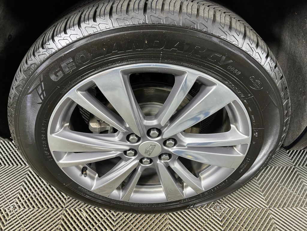 Thumbnail: 2020 Cadillac XT6 - 19
