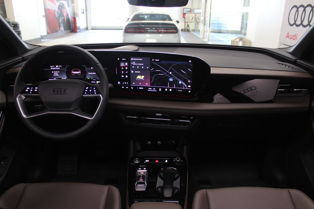 Thumbnail: 2025 Audi Q6 e-tron - 11