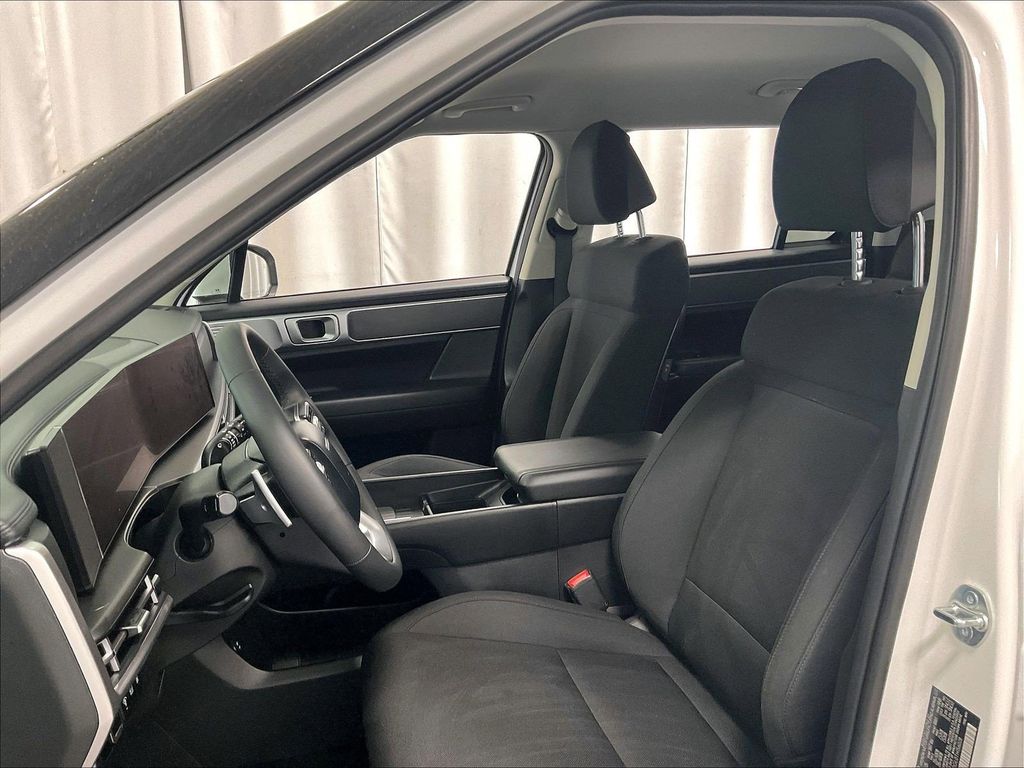 2026 Hyundai Santa Fe — photo 10