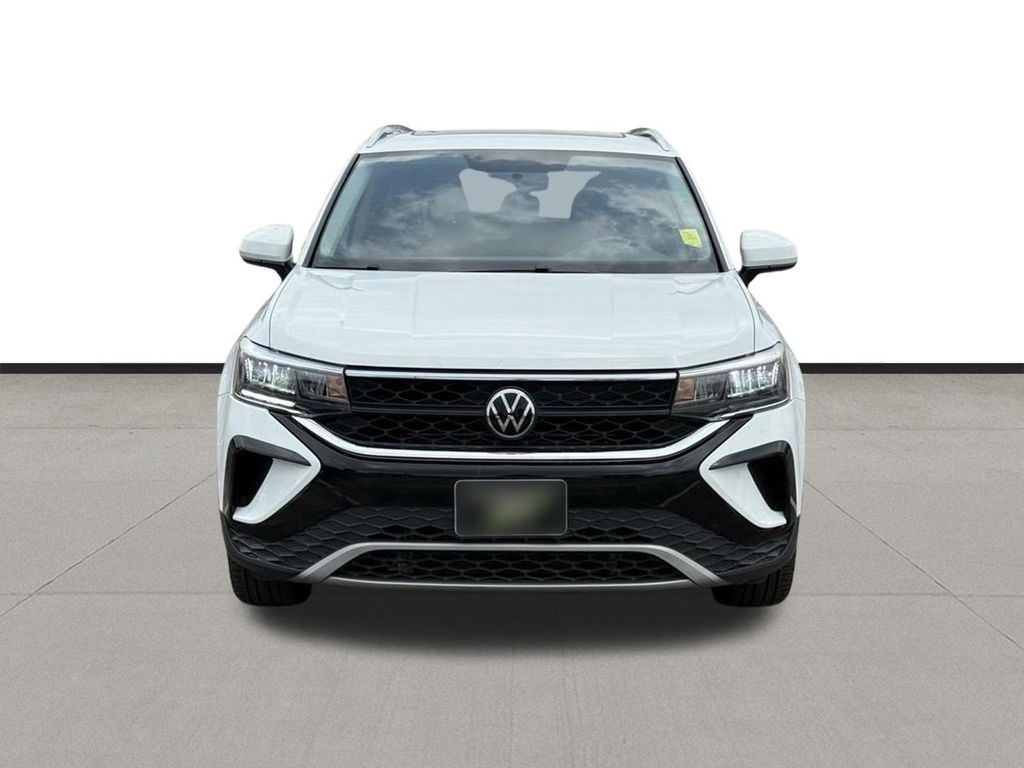 2022 Volkswagen Taos 1.5T SE  at DeMontrond Auto Country