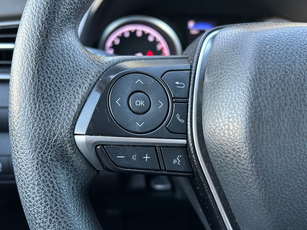 2024 Toyota Camry LE 20
