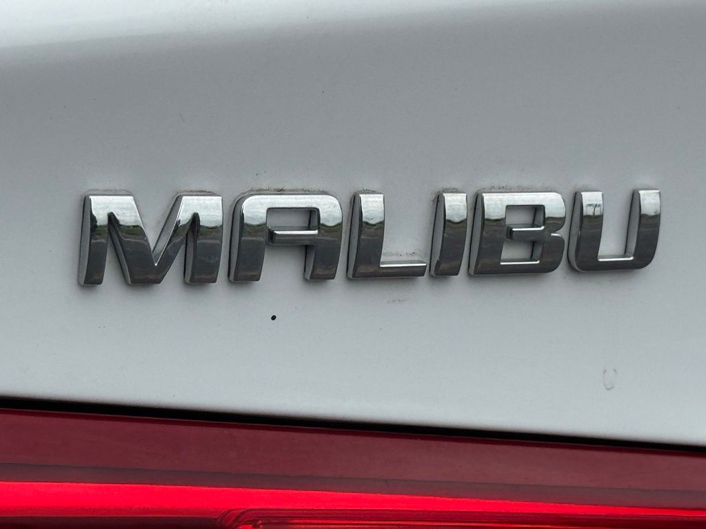 Used 2025 Chevrolet Malibu Sedan