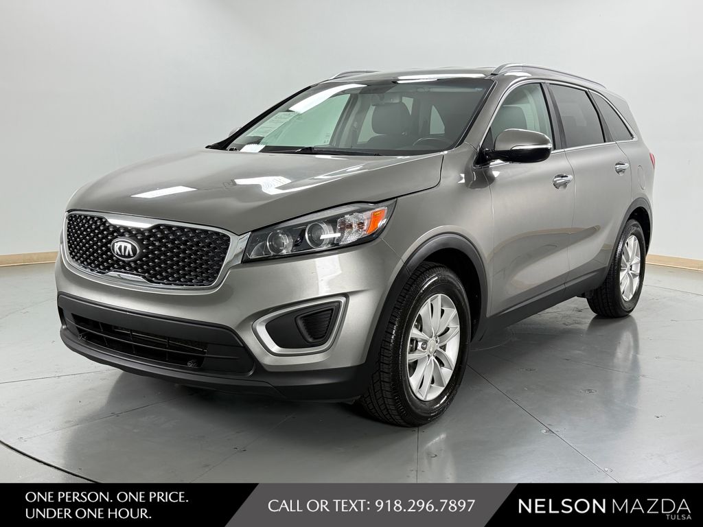 Titanium Silver 2016 Kia Sorento SUV / Crossover Front-Wheel Drive 6-Speed Automatic