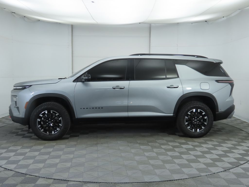 Thumbnail: 2024 Chevrolet Traverse - 8
