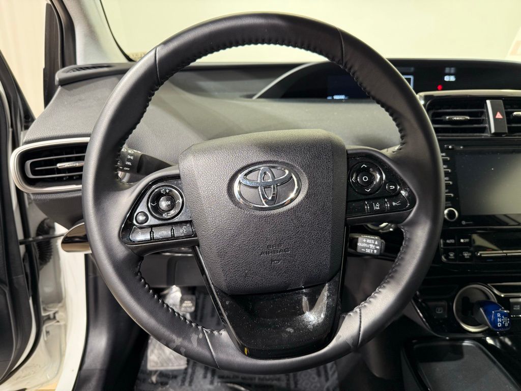 Thumbnail: 2021 Toyota Prius Prime - 22