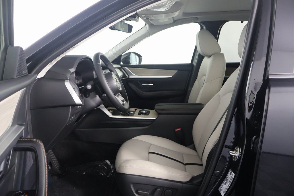 2025 Mazda CX-90 Premium 5