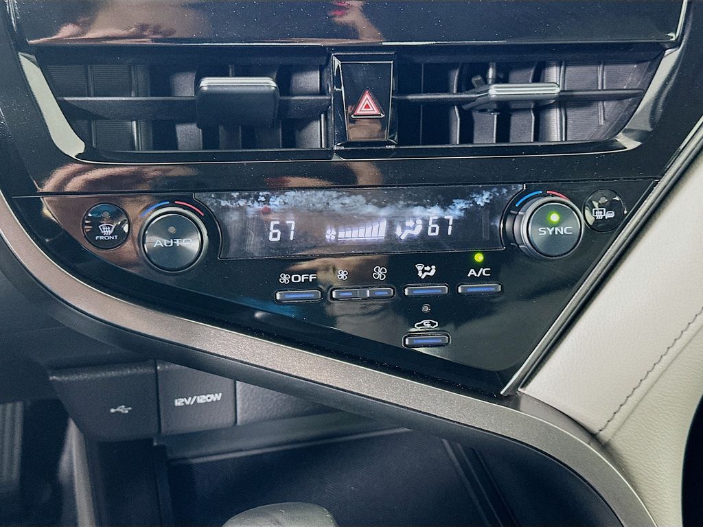 Thumbnail: 2024 Toyota Camry - 15