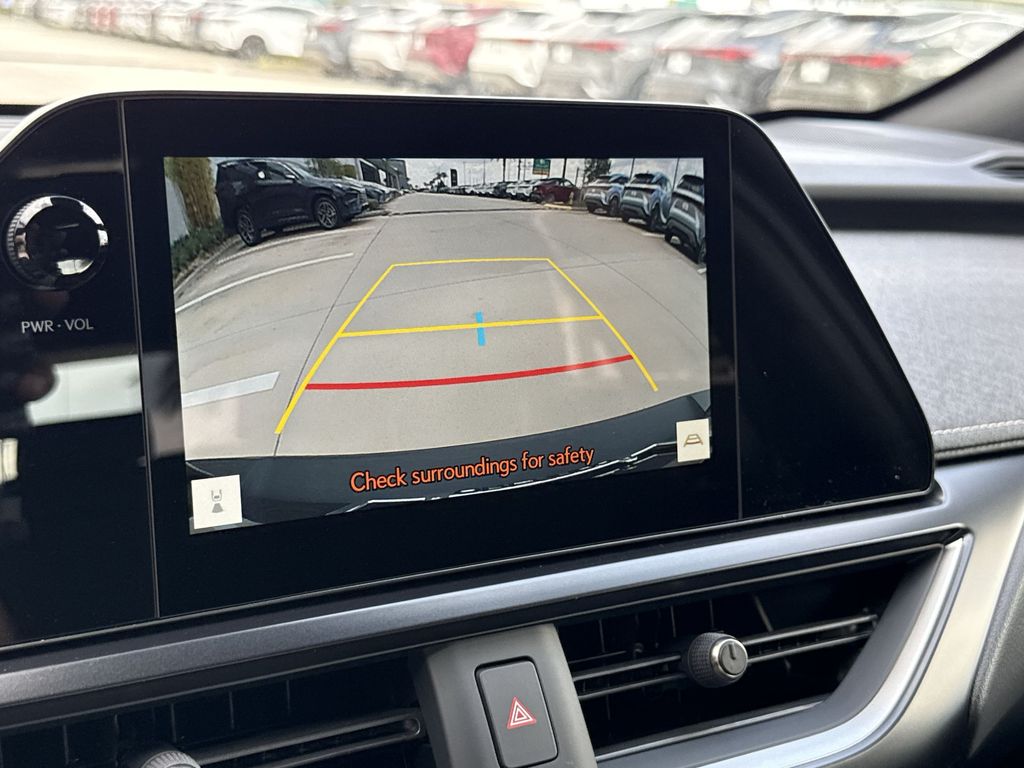 Thumbnail: 2026 Lexus UX - 24